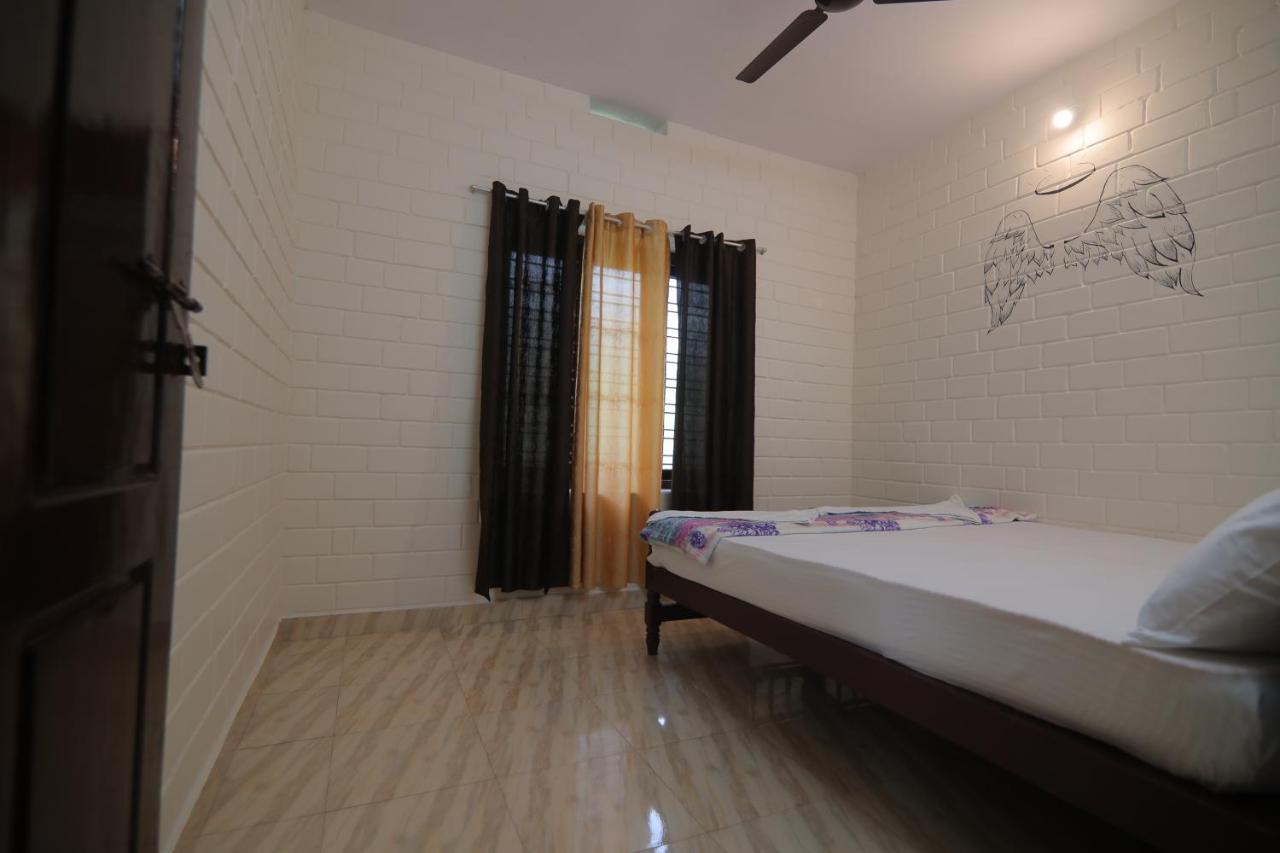 Cloud Nine Inside Hotel Varkala Exterior photo