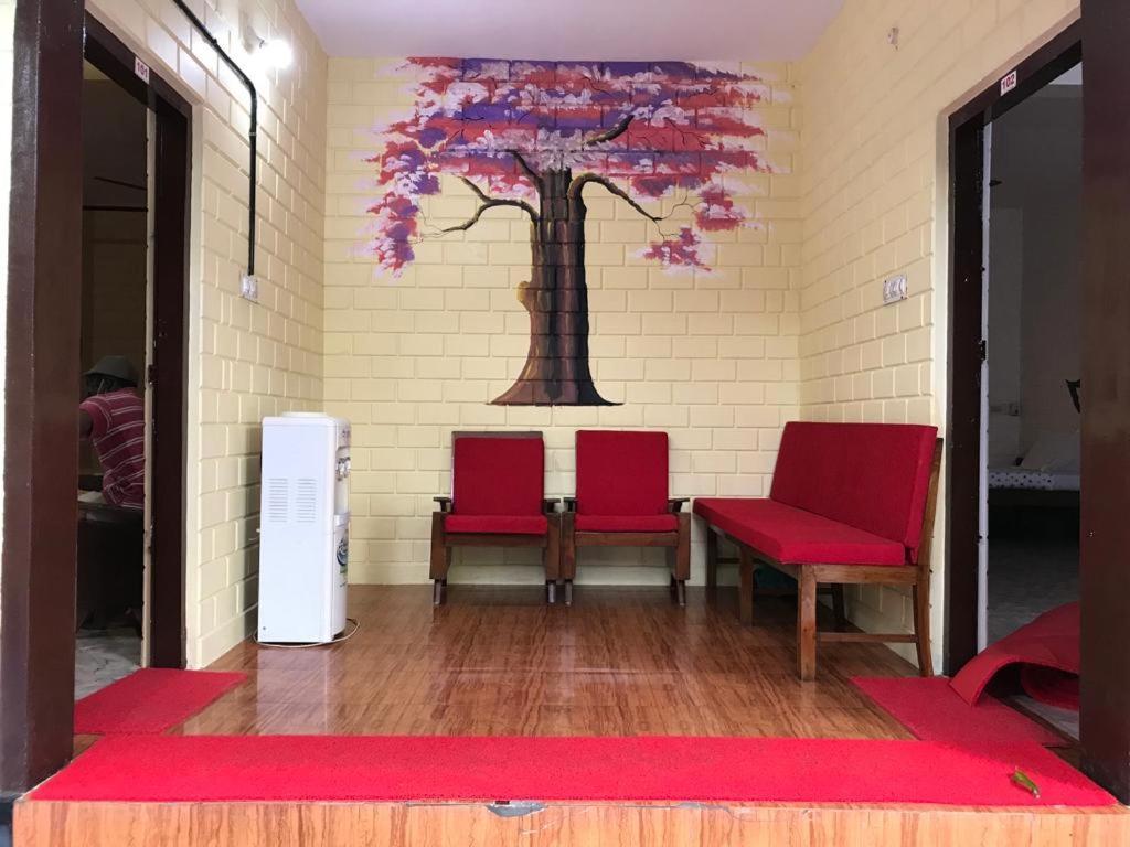 Cloud Nine Inside Hotel Varkala Exterior photo